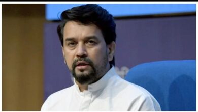 Anurag thakur had food sitting on the ground at a tribal house in Maharashtra