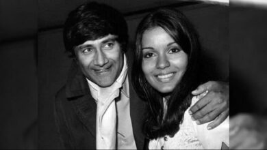 Zeenat Aman shares photo with Dev Anand calls him star maker recalls how she got film Hare Rama Hare Krishna