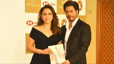 Shah rukh Khan Arrived with his Wife Gauri Khan on her Book My Life In Design Launch Event