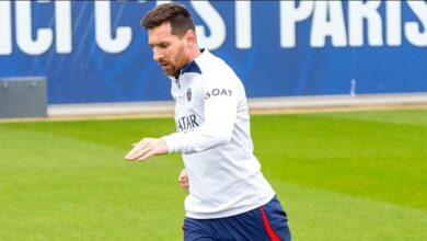 Lionel Messi returned to training after suspension from PSG