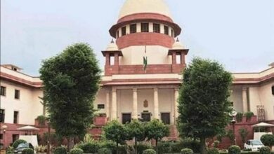 Supreme Court deliver today its verdict on the row between Centre and Delhi government over control of service