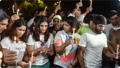 Wrestlers Protest: Wrestlers took out candle march, Vinesh said – the country runs on the constitution, we wan