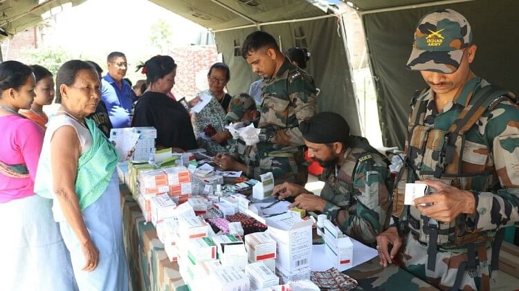 Manipur: Army organizes mega medical camp in association with district administration