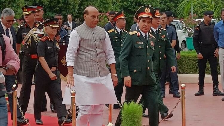 Phan Van Giang: Rajnath Singh meets Vietnam Defense Minister, bilateral talks will be held between the two