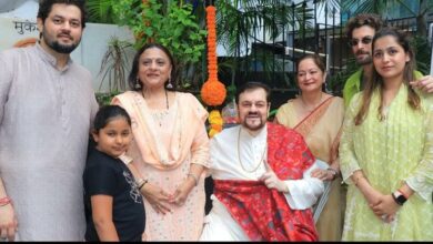 100 Years Of Mukesh Nitin Mukesh celebrates father birthday with Nishi Mukesh Neil Nitin Mukesh see pictures