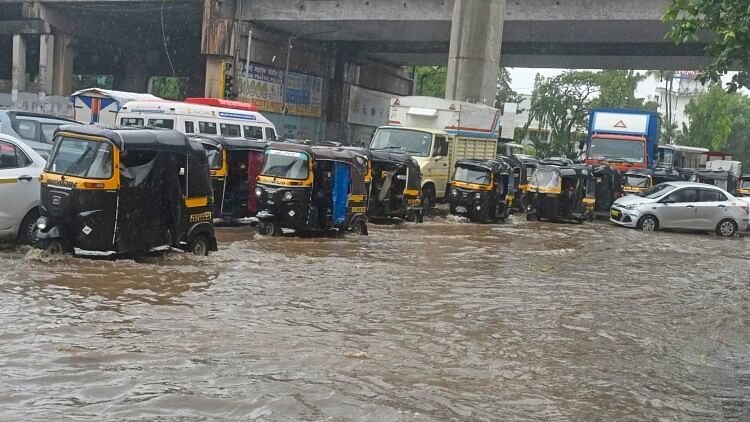 weather today news heavy rain alert next two days in mumbai up rajasthan punjab imd prediction