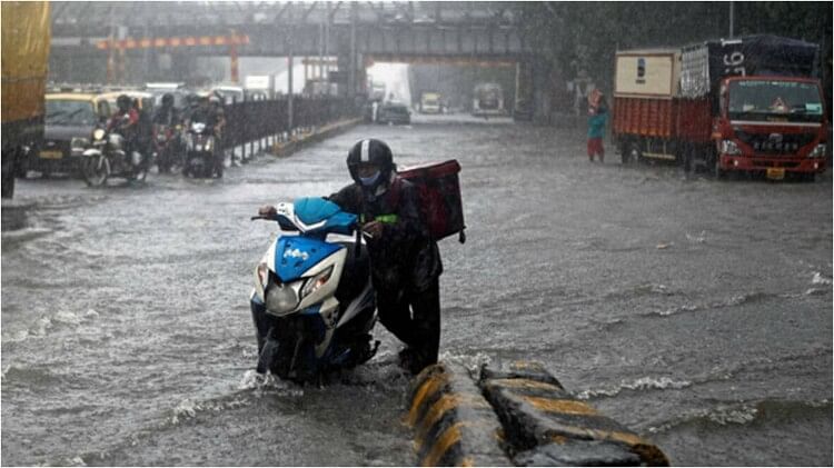 Incessant rains in Mumbai and Telangana; IMD forecasts heavy to very heavy showers