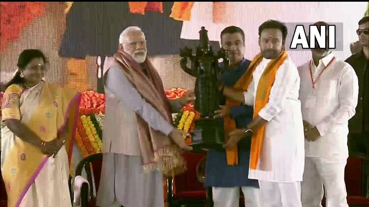 PM Modi in Telangana Warangal to inaugurate Projects worth of 6100 crore rupees to state eyeing assembly polls