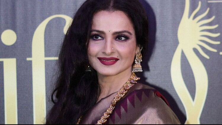 veteran actress rekha talked about love said once the relationship is established it is forever