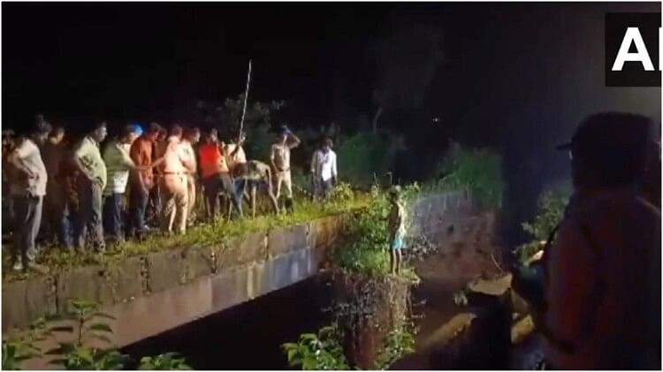 A car skidded off a bridge and fell into a canal near Burugupudi Village in Korukonda Mandal of East Godavari