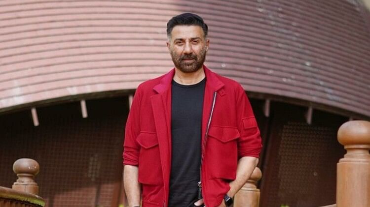 sunny deol reacts on auction notice actor said some people enjoy a spectacle of someone personal life