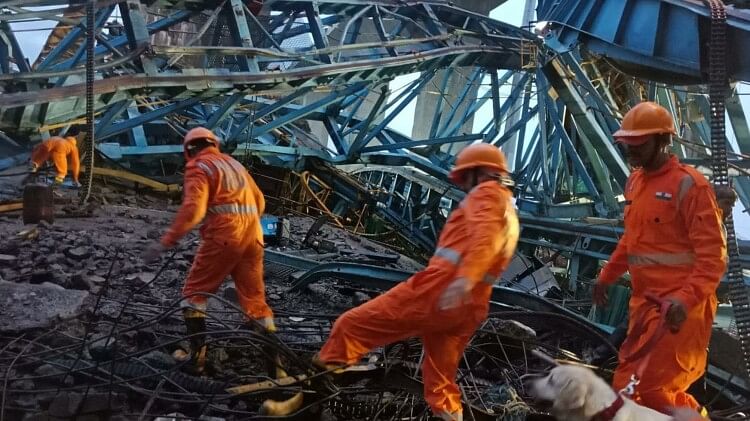 14 people died due to fall of girder launching machine in Thane district of Maharashtra