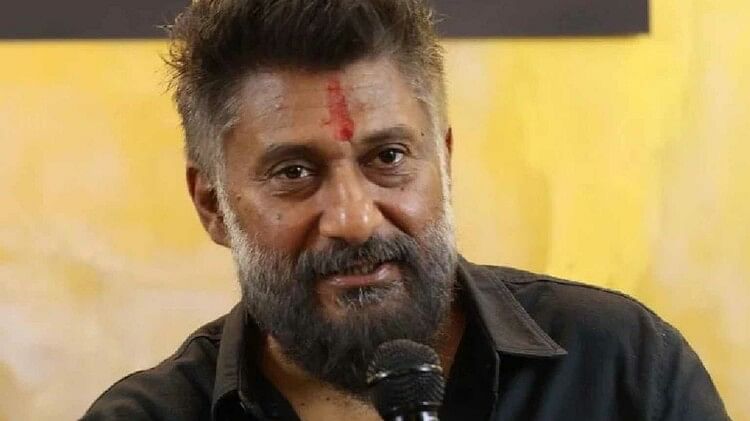 Vivek Agnihotri criticises modern dharm gurus questioning their need to make videos with celebs like Akshay